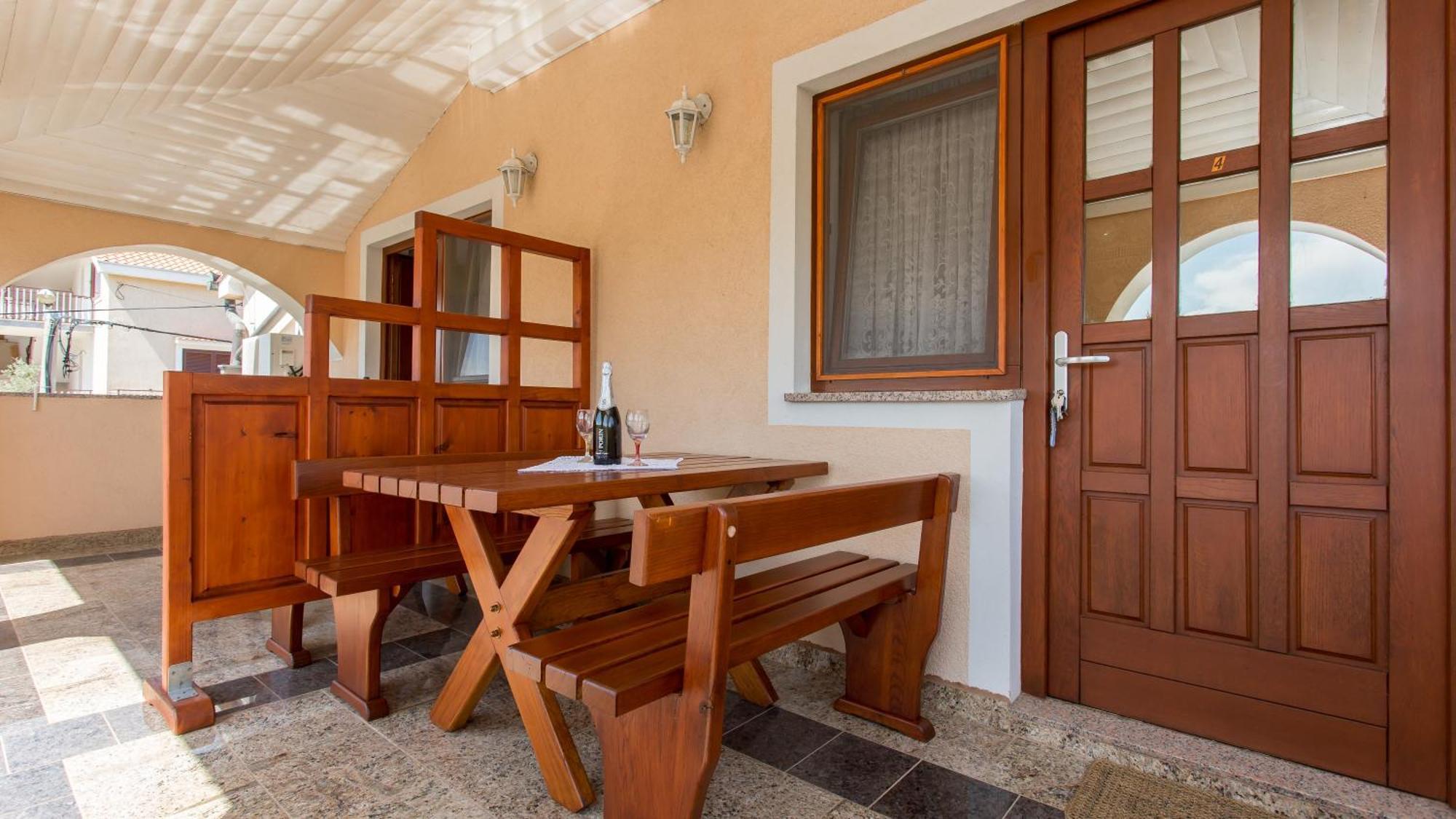 Apartment Branko Šilo Quarto foto